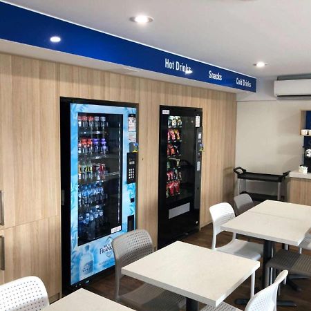 Ibis Budget - Госфорд Экстерьер фото