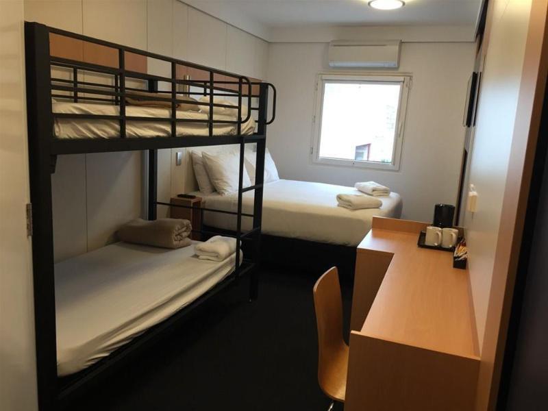 Ibis Budget - Госфорд Экстерьер фото