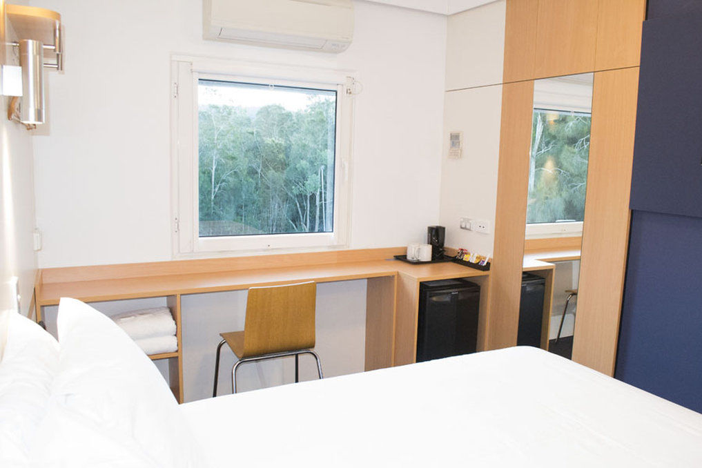 Ibis Budget - Госфорд Экстерьер фото