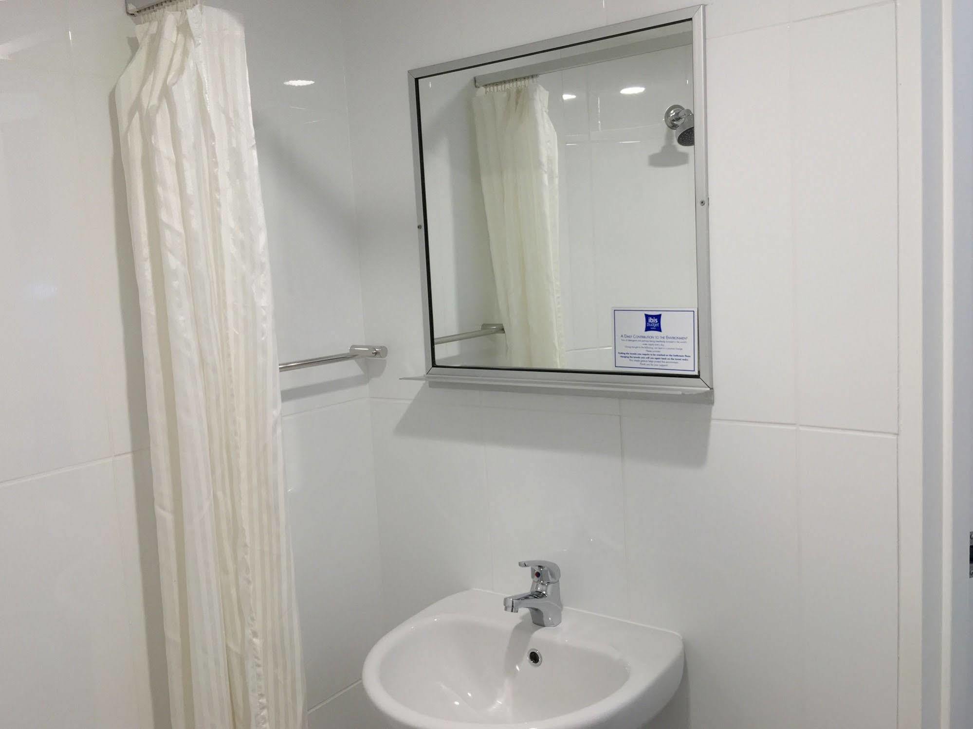Ibis Budget - Госфорд Экстерьер фото