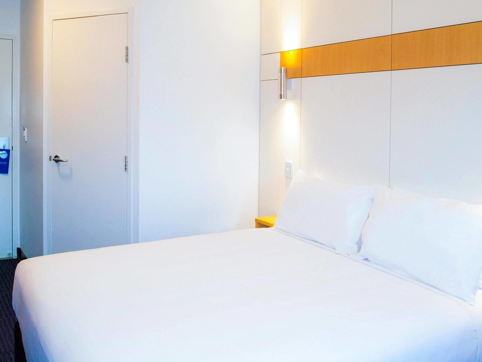 Ibis Budget - Госфорд Экстерьер фото